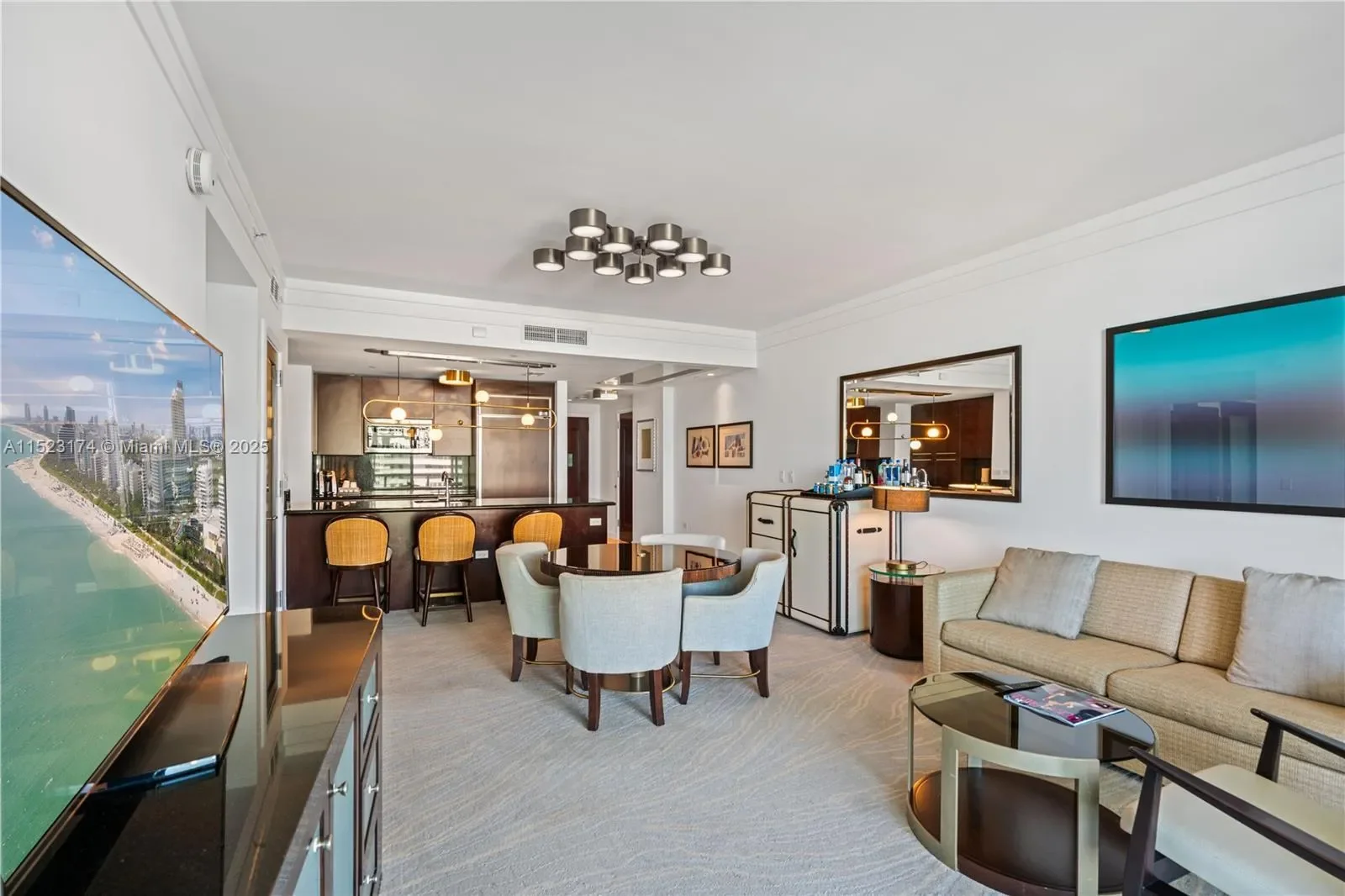 4391 COLLINS AV 1007, Miami Beach, Florida, United States. - Photo 10