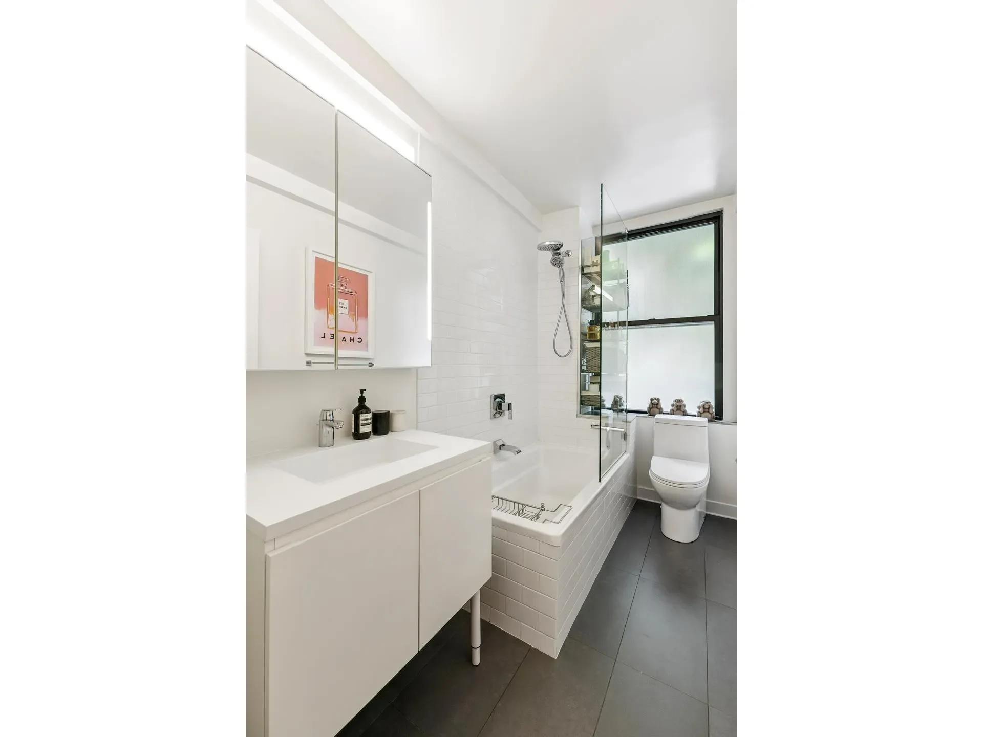 242 E 19TH ST, New York, New York, United States. - Photo 2