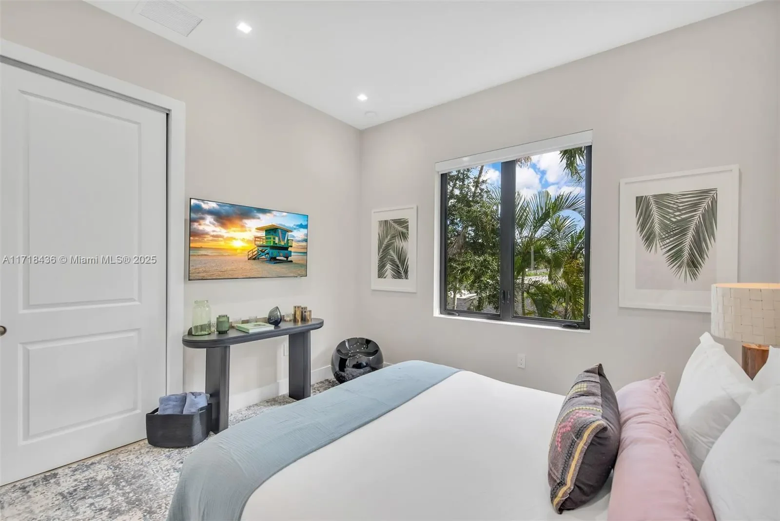 5753 SW 31st St, Miami, Florida, United States. - Photo 4