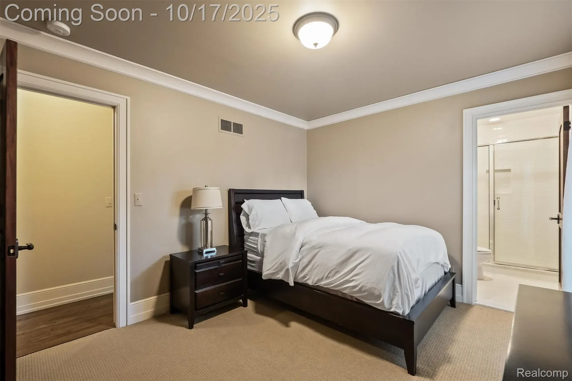 25325 Devon Lane, Franklin Village, MI 48025, Beverly Hills, Michigan, United States. - Photo 1