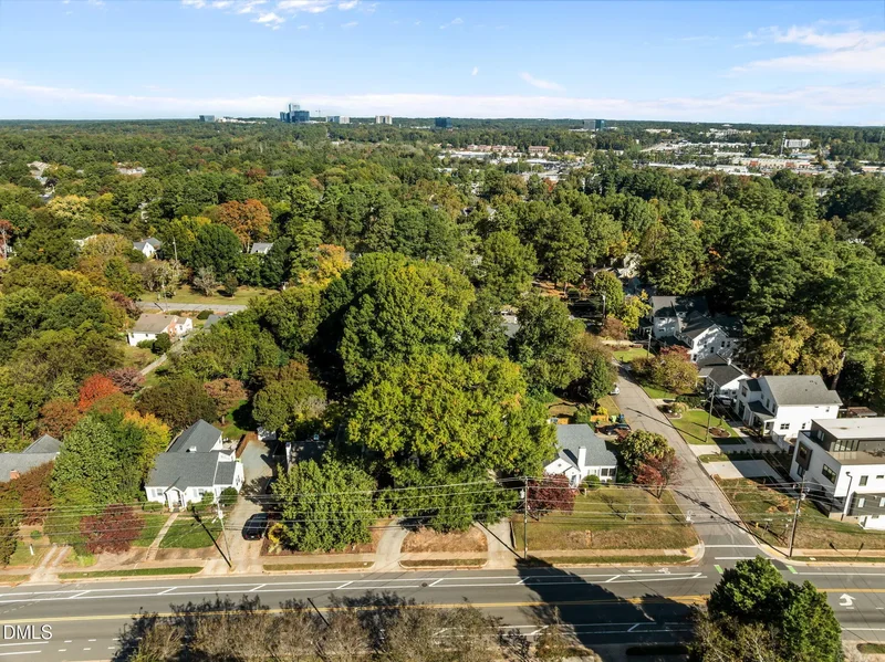 727 E Whitaker Mill Road, Raleigh, North Carolina, United States. - Photo 15