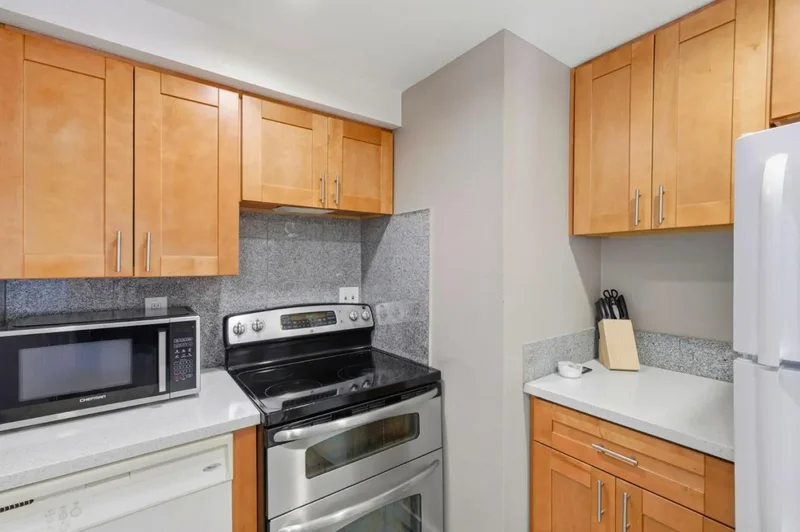 21564 Mary Alice Way, Los Gatos, California, United States. - Photo 13