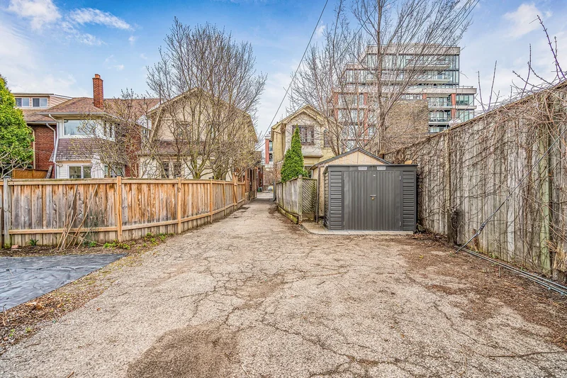 12 Belsize Dr, Toronto, ON M4S 1L4, Toronto, Ontario, Canada. - Photo 48