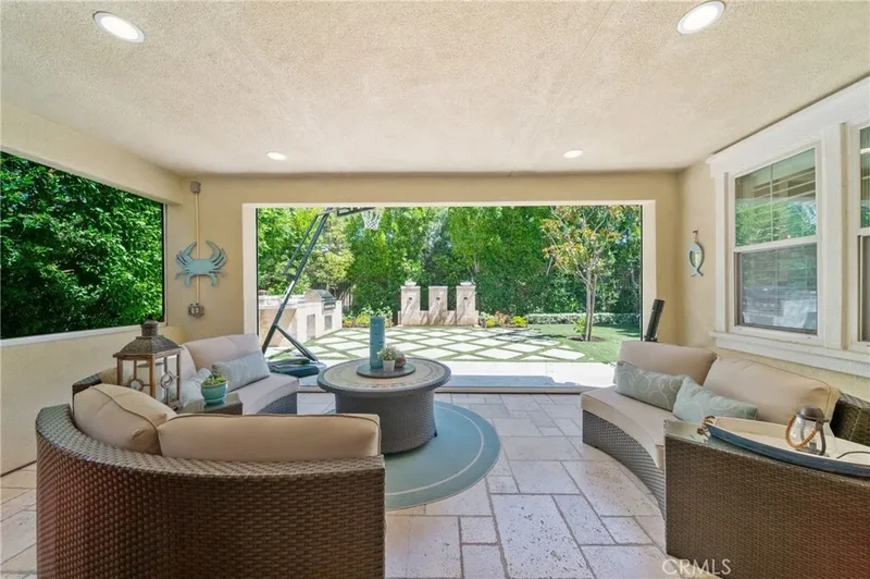261 Barnes, Tustin, CA 92782, Irvine, California, United States. - Photo 15