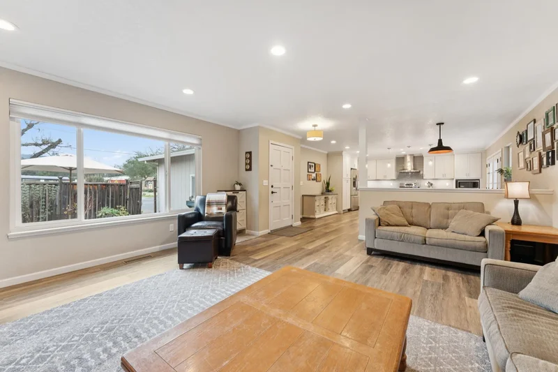 19440 Riverside Drive , Sonoma, CA 95476, Sonoma, California, United States. - Photo 5