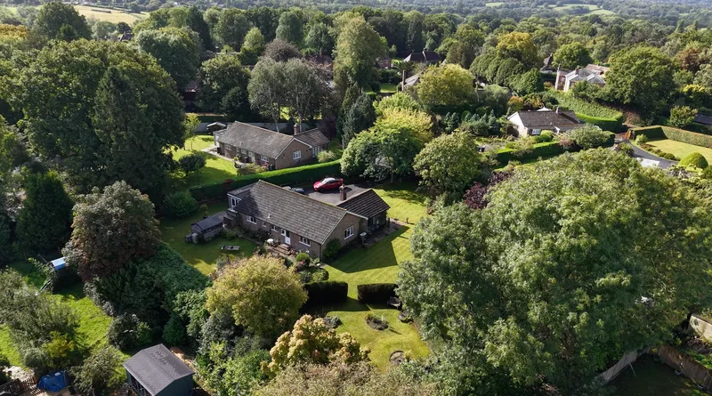 Pound Green, Buxted, Buxted, England, United Kingdom. - Photo 6