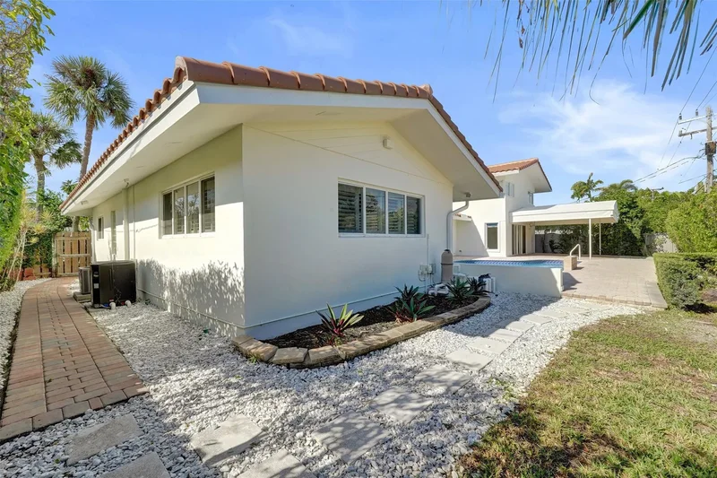 2601 NE 37th St, Fort Lauderdale, Florida, United States. - Photo 49