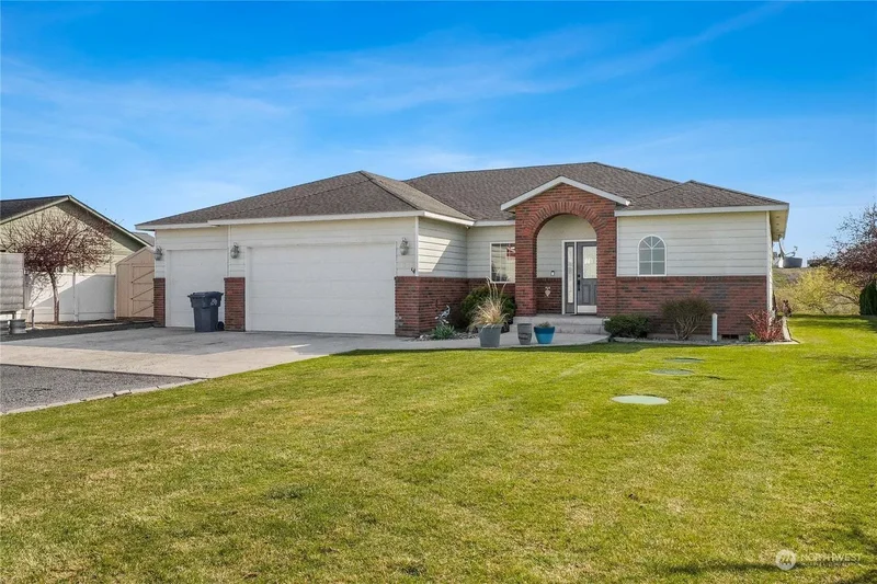 2873 NE Wild Goose Road, Moses Lake, WA 98837, Moses Lake, Washington, United States. - Photo 30