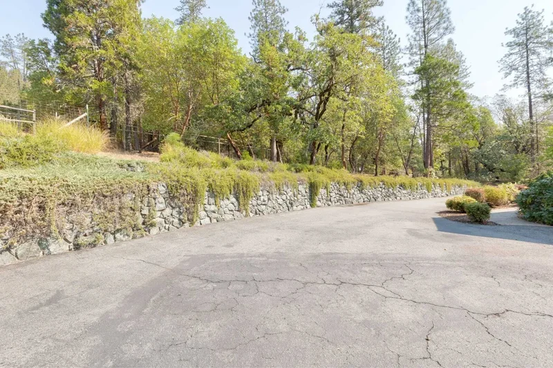 280 Naturescape Rd, Grants Pass, OR 97527, Grants Pass, Oregon, United States. - Photo 34