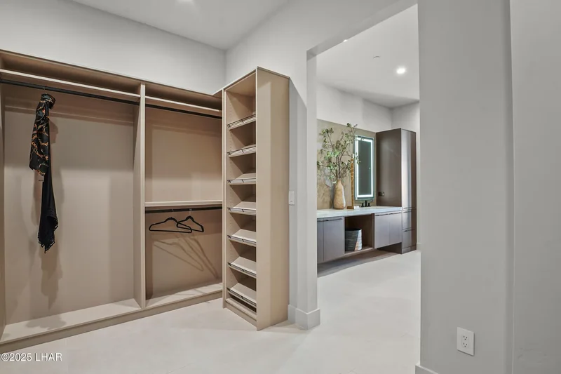 2567 Copper Canyon Dr Dr, Lake Havasu City, AZ 86406, Lake Havasu City, Arizona, United States. - Photo 43