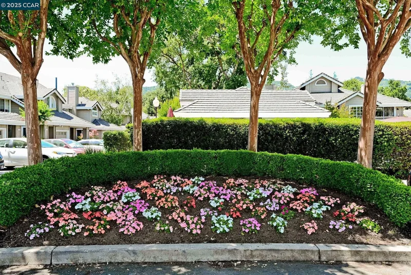 35 Danville Oak Place, Danville, California, United States. - Photo 31