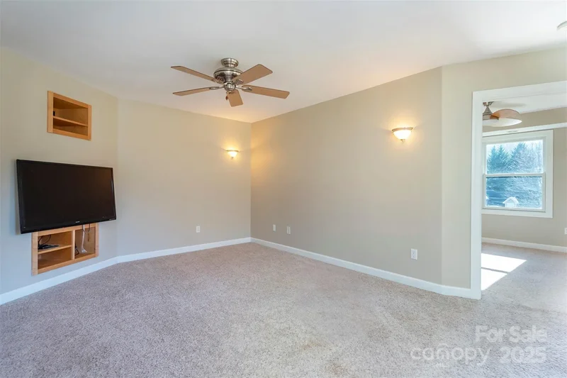 70 Midnight Lane, Waynesville, North Carolina, United States. - Photo 29