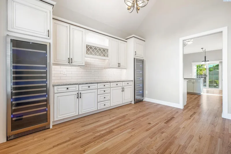 101304 N Billings Ct, West Richland, WA 99353, West Richland, Washington, United States. - Photo 13