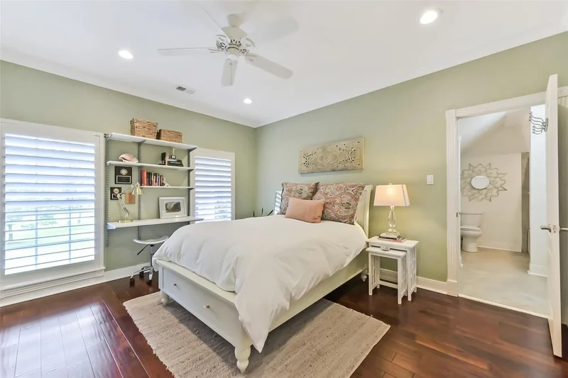 650 Oak Drive, Friendswood, Texas, United States. - Photo 42