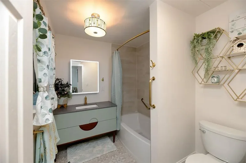 803 Brookhurst Drive, Dallas, Texas, United States. - Photo 18