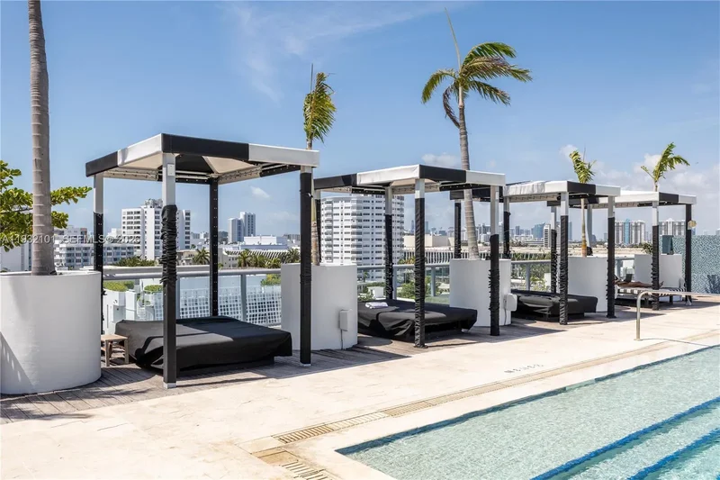 220 21st St 507, Miami Beach, Florida, United States. - Photo 12