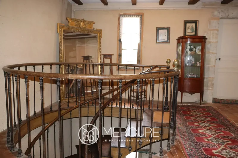 Thouars, Nouvelle-Aquitaine, France. - Photo 10