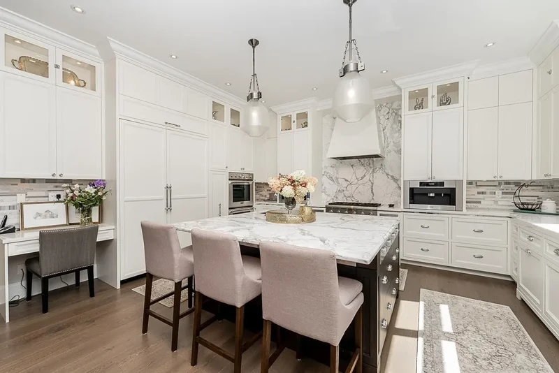 8032 Government Road, Burnaby, BC, V5A2E2, CANADA, Burnaby, British Columbia, Canada. - Photo 24