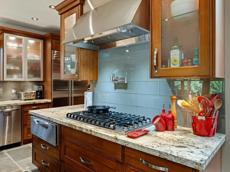 2341 Gondola Way, Whistler, British Columbia, Canada. - Photo 6