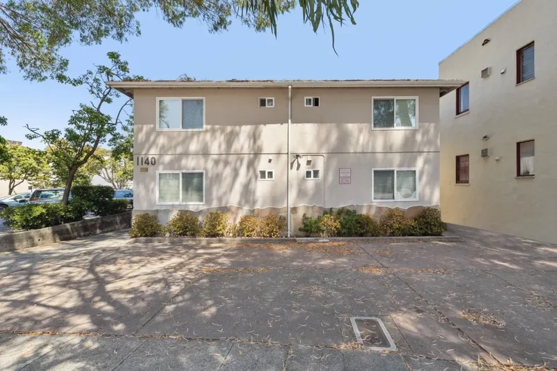 1140 El Camino Real, Burlingame, California, United States. - Photo 43
