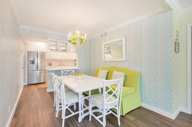 Chilean Avenue, Palm Beach, Florida, United States. - Photo 10