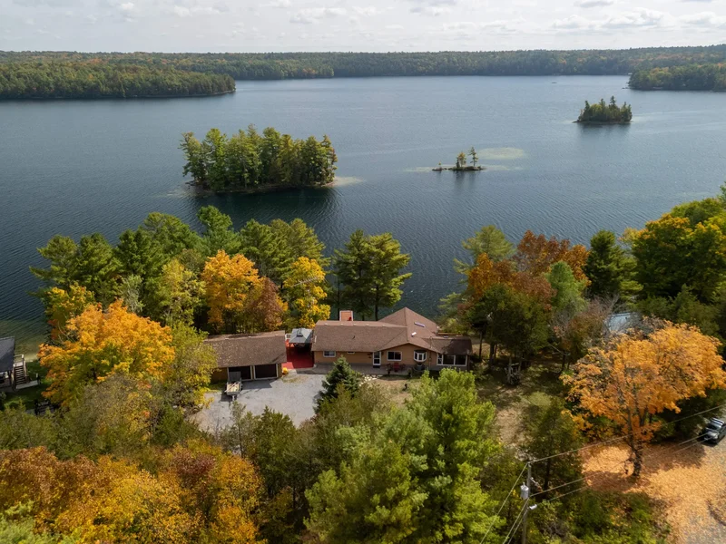 3037 Hilltop Lane, South Frontenac, ON K0H 2L0, Perth Road, Ontario, Canada. - Photo 8