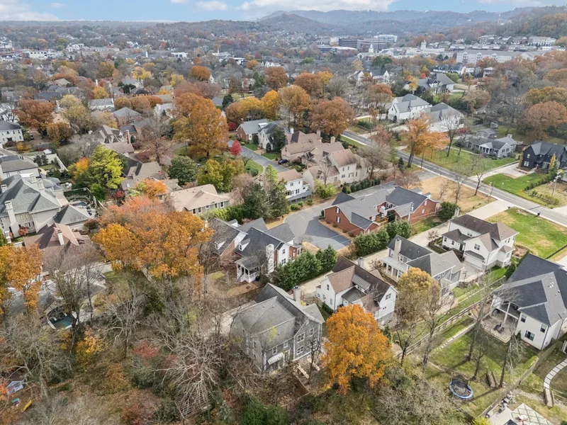 3304D Hobbs Rd, Nashville, TN 37215, Forest Hills, Tennessee, United States. - Photo 69