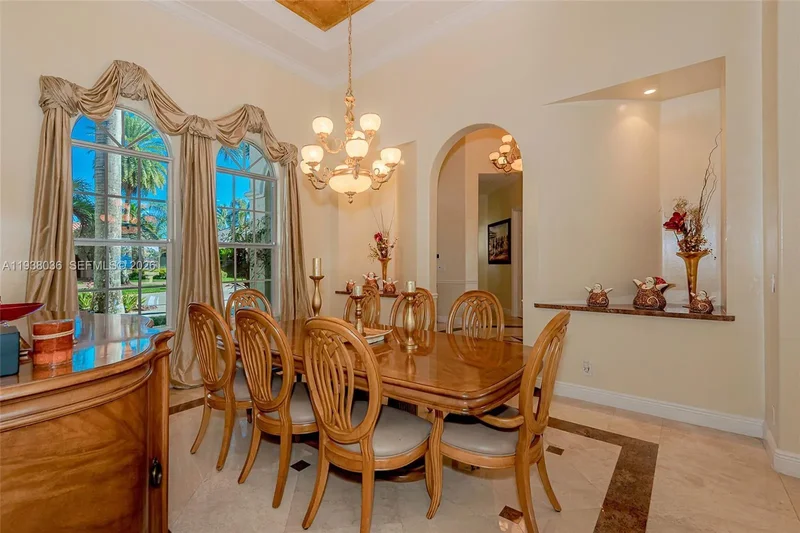 610 W Enclave Cir W, Miramar, Florida, United States. - Photo 13