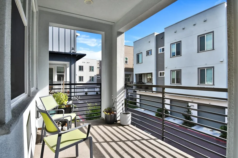 1778 Railway Circle , Oakland, CA 94607, Oakland, California, United States. - Photo 9
