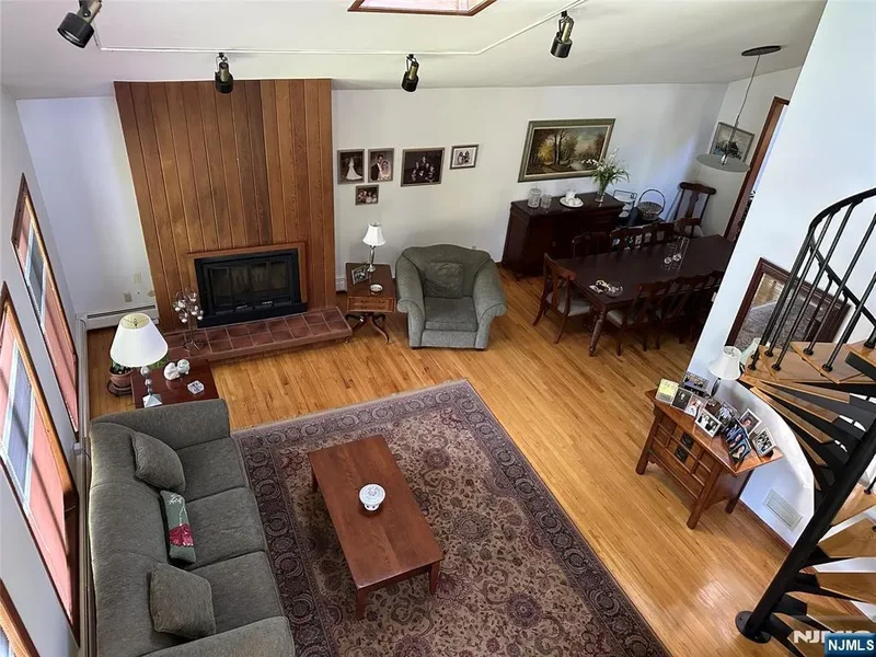26 Daniel Court, Woodcliff Lake, NJ 07677, Woodcliff Lake, New Jersey, United States. - Photo 5