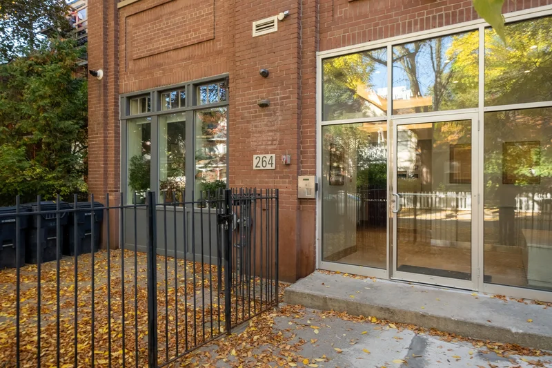 264 Seaton St  204, Toronto, ON M5A 2T4, Toronto, Ontario, Canada. - Photo 13