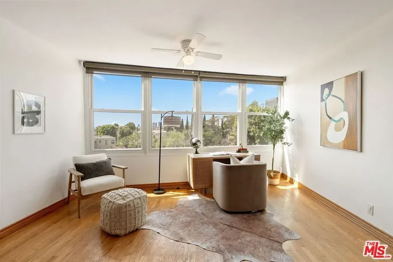 10725 Ohio Avenue 2, Los Angeles, California, United States. - Photo 15