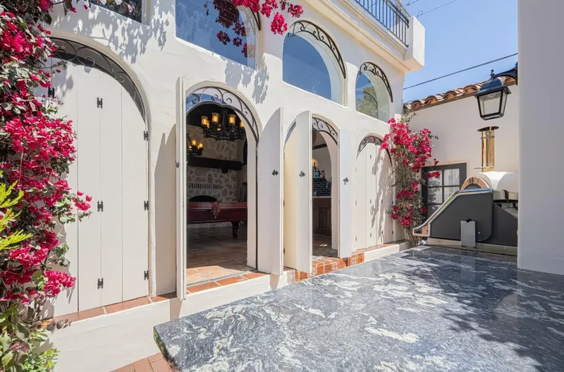 1 Santa Lucia Avenue, Salinas, California, United States. - Photo 19