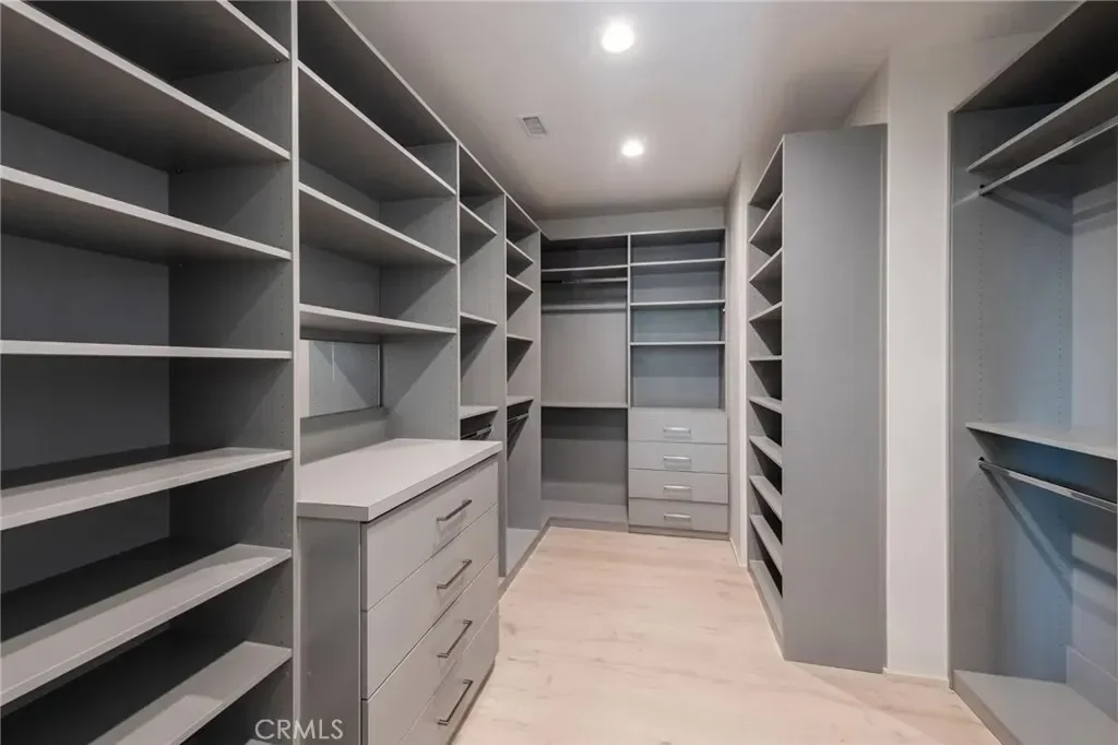 223 S Irena Avenue B, Torrance, California, United States. - Photo 19