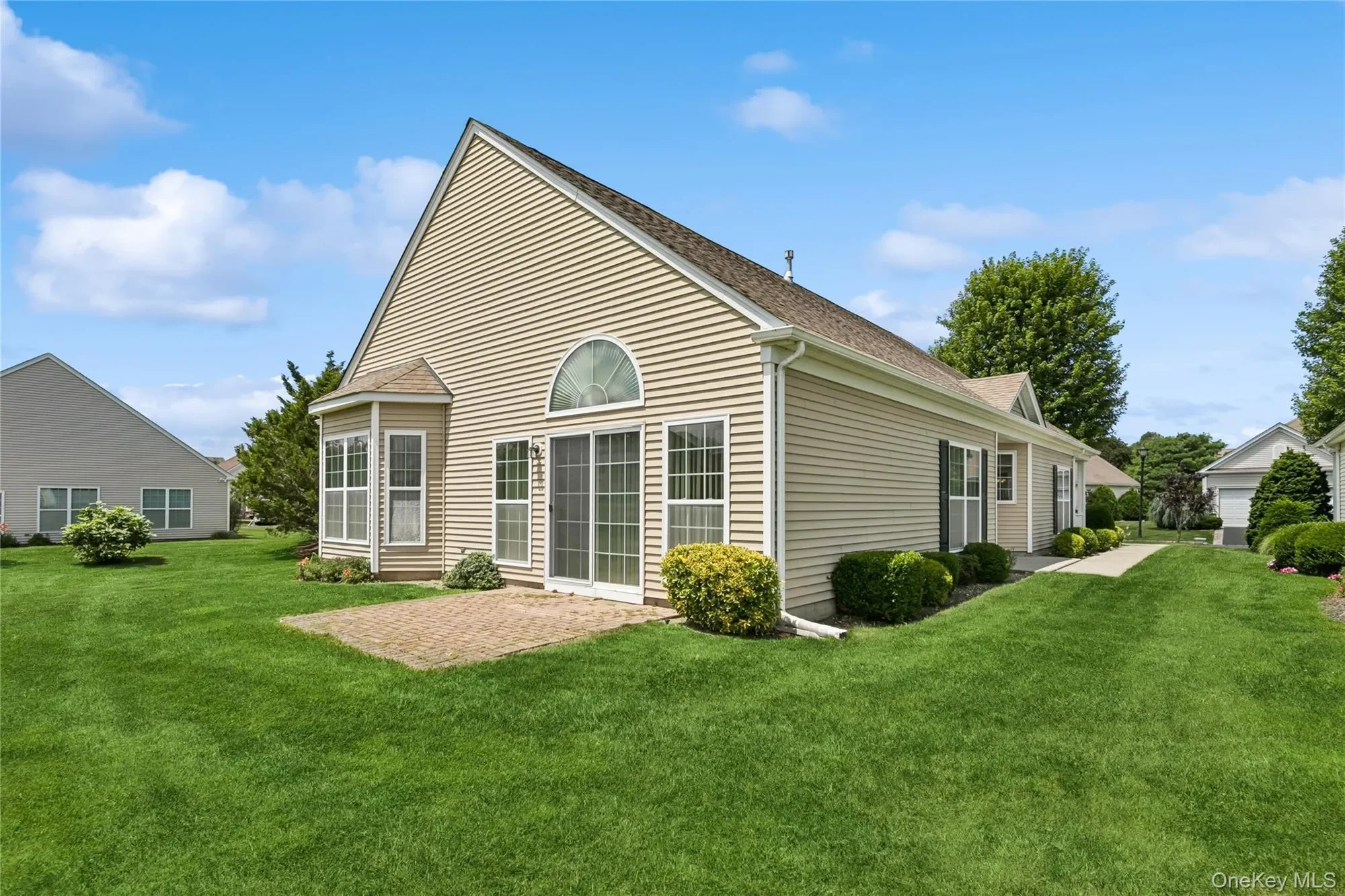 109 Louden Loop, Mount Sinai, New York, United States. - Photo 30