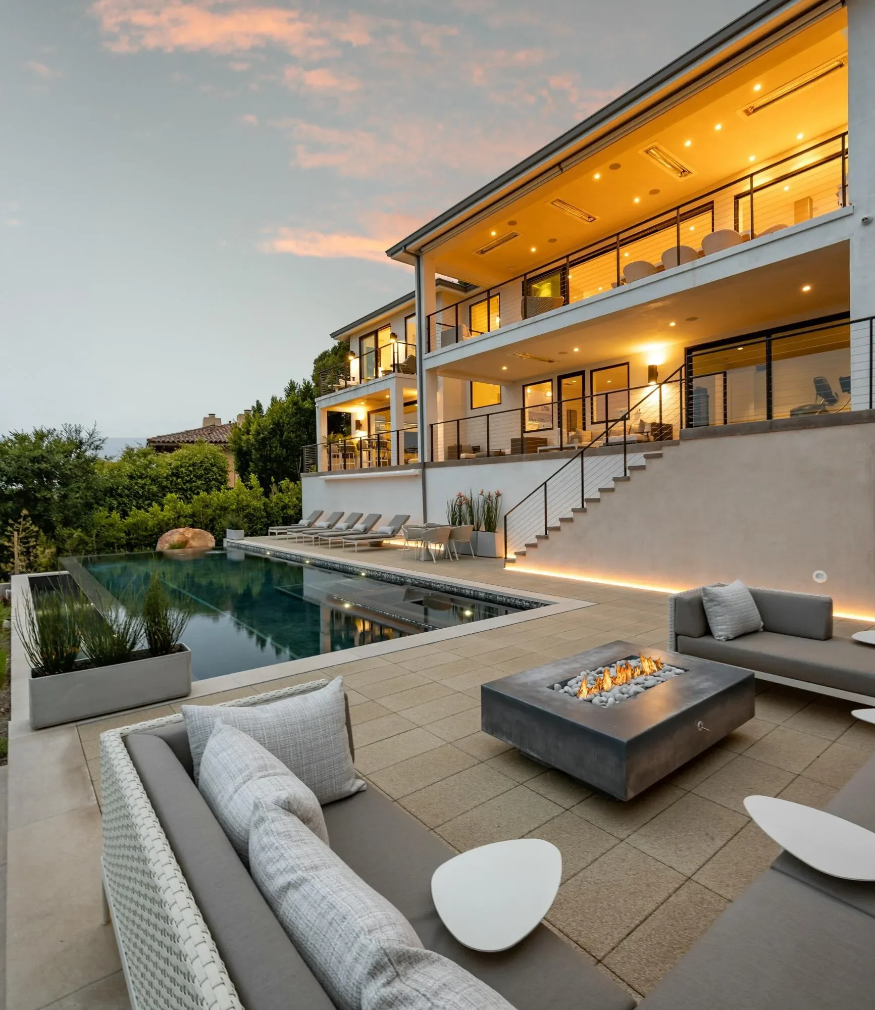 945 Arbolado Road, Santa Barbara, California, United States. - Photo 2