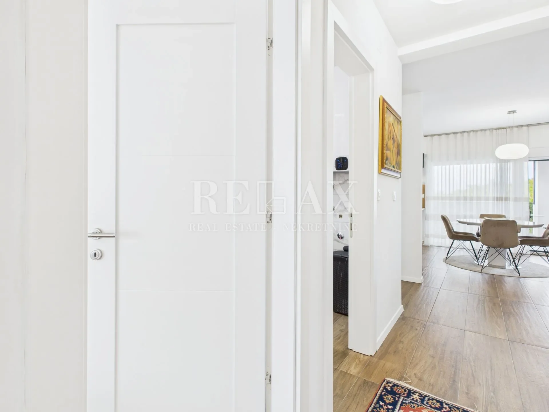 Gallery photo 8