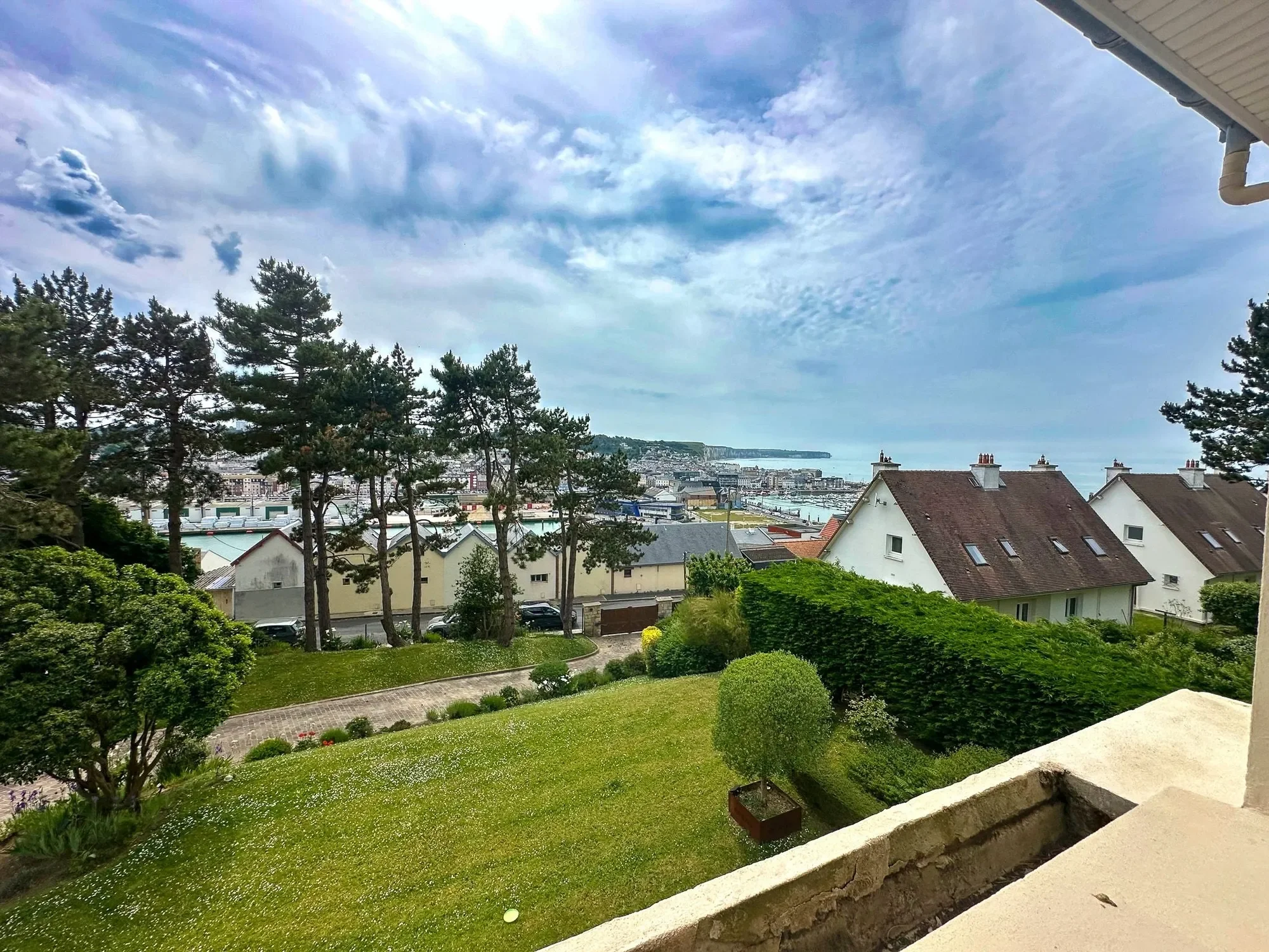 Fécamp, Normandy, France. - Photo 22
