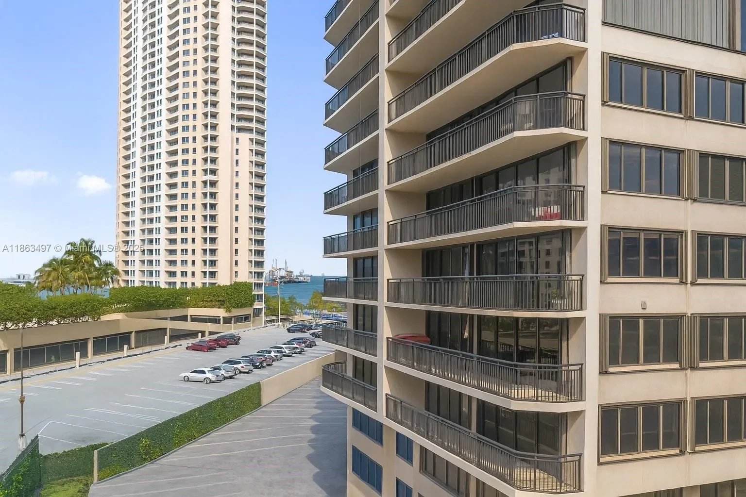 540 Brickell Key Dr, Miami, Florida, United States. - Photo 17