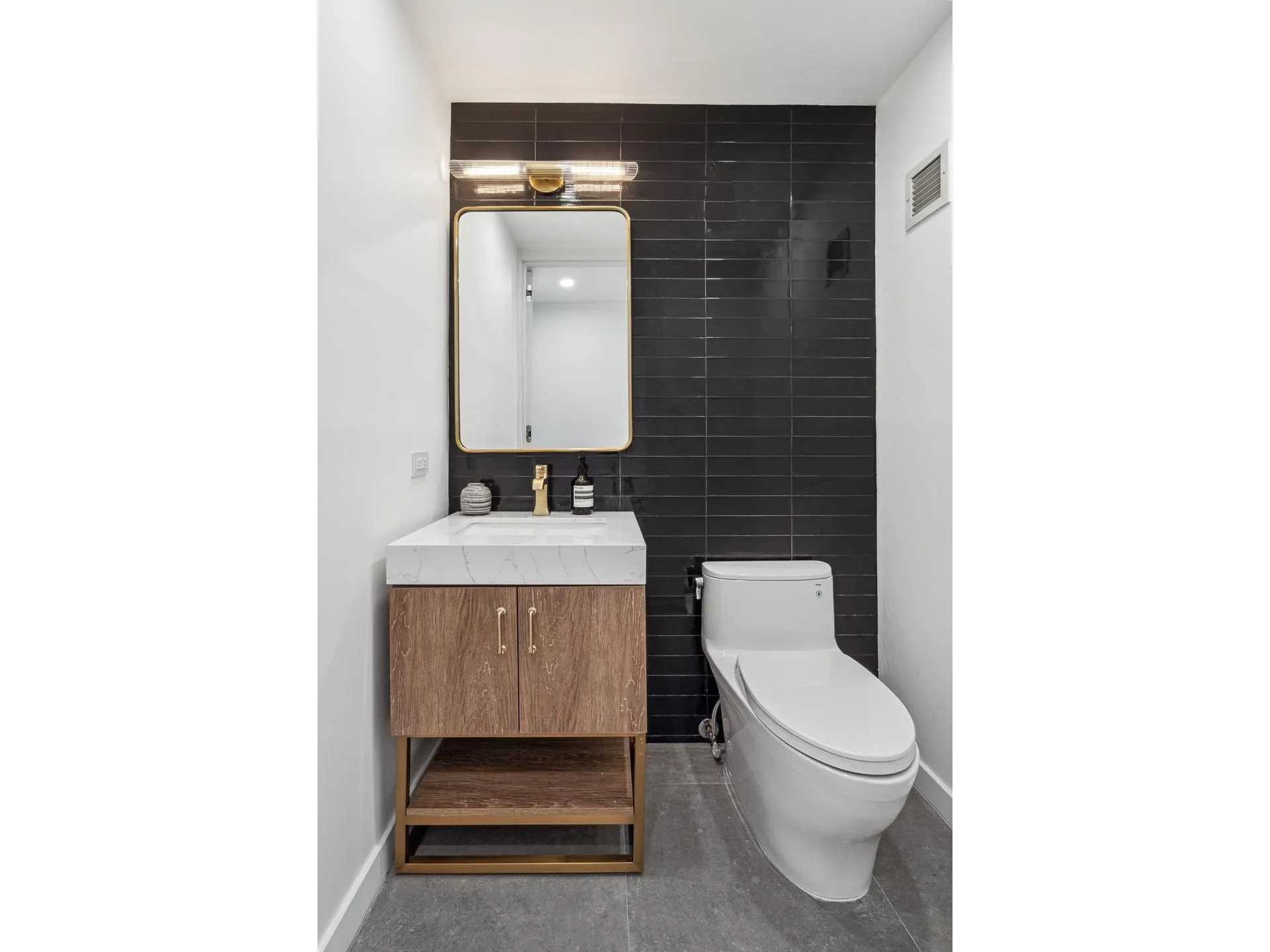 3 LINCOLN CENTER, 160 W 66TH ST, New York, New York, United States. - Photo 13