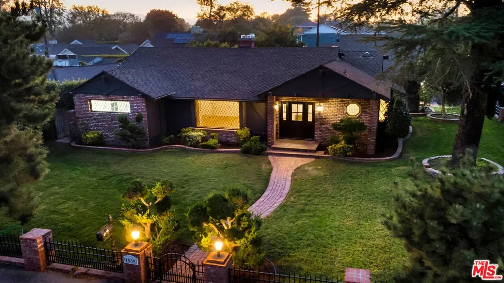 4559 Morella Avenue, Los Angeles, California, United States. - Photo 49