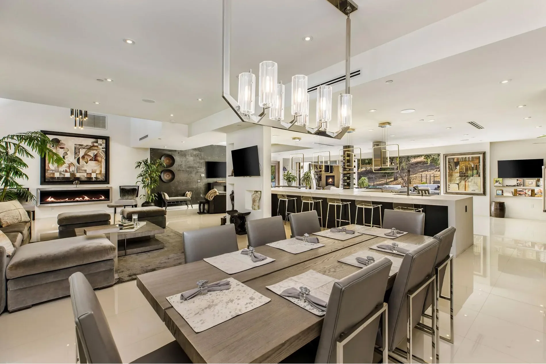207 SADDLEBOW Road, Bell Canyon, California, United States. - Photo 8