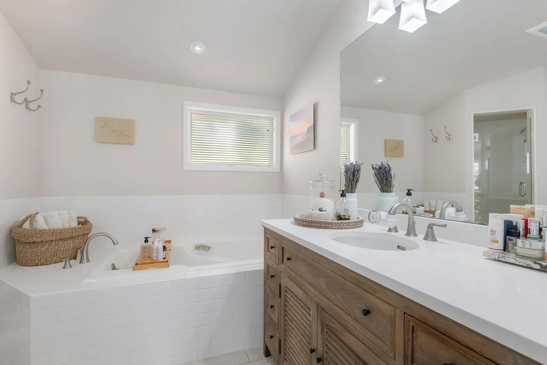 712 Arbolado Road, SANTA BARBARA, CA, 93103, USA, Santa Barbara, California, United States. - Photo 1