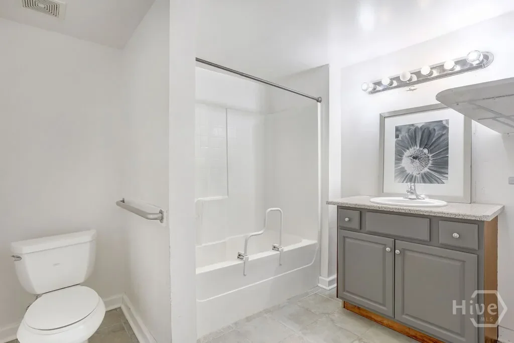 913-917 W 38th Street, Savannah, Georgia, United States. - Photo 57