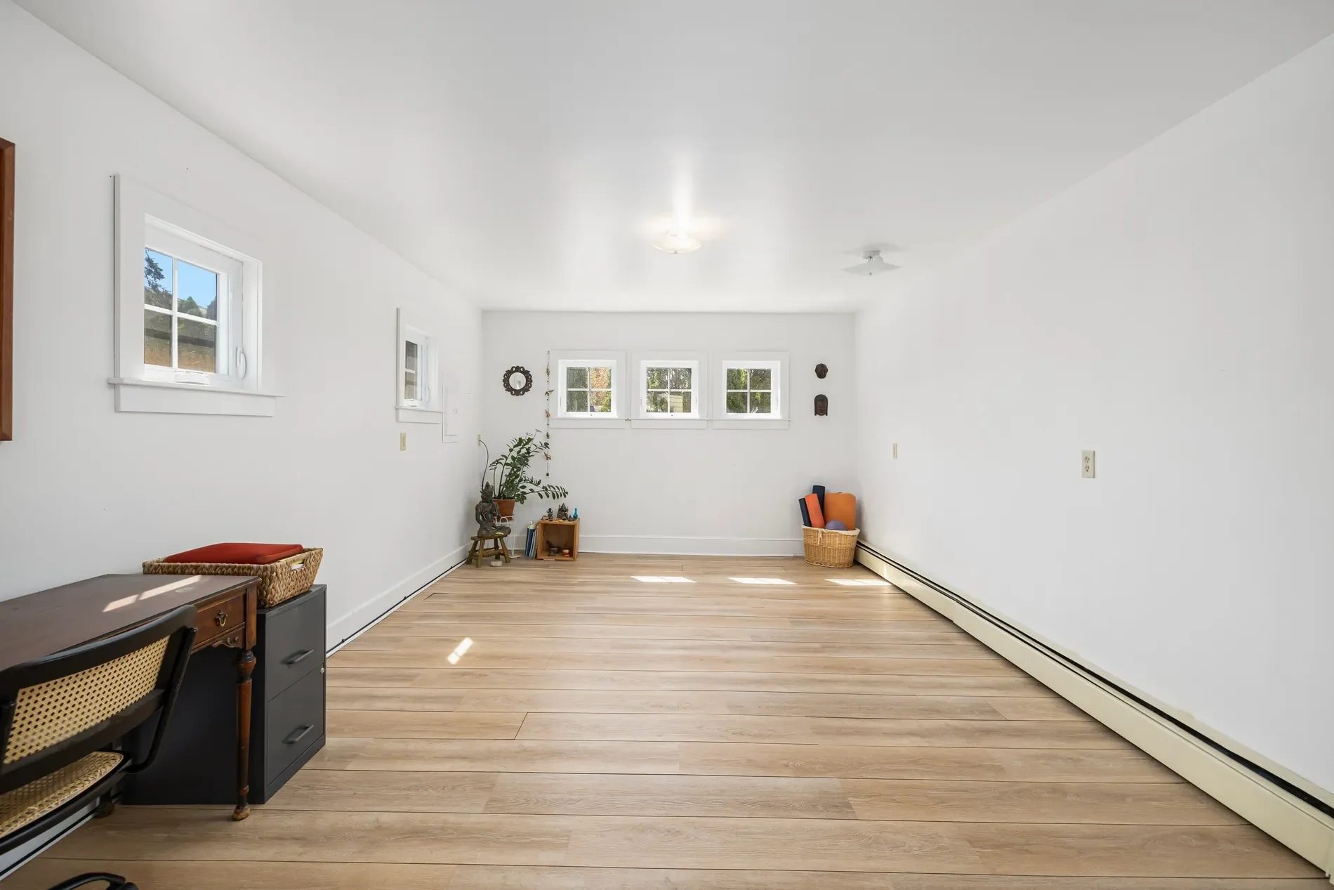 13 Oak Street, Portsmouth, RI 02871, Portsmouth, Rhode Island, United States. - Photo 9