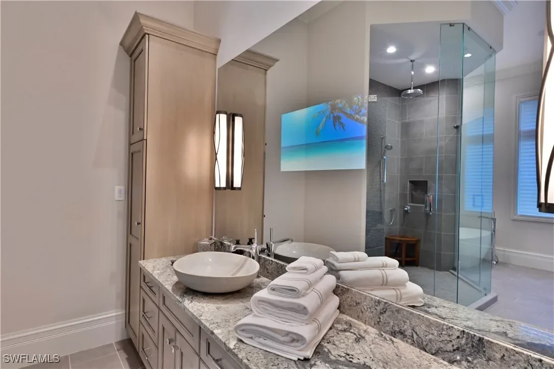 Gallery photo 11