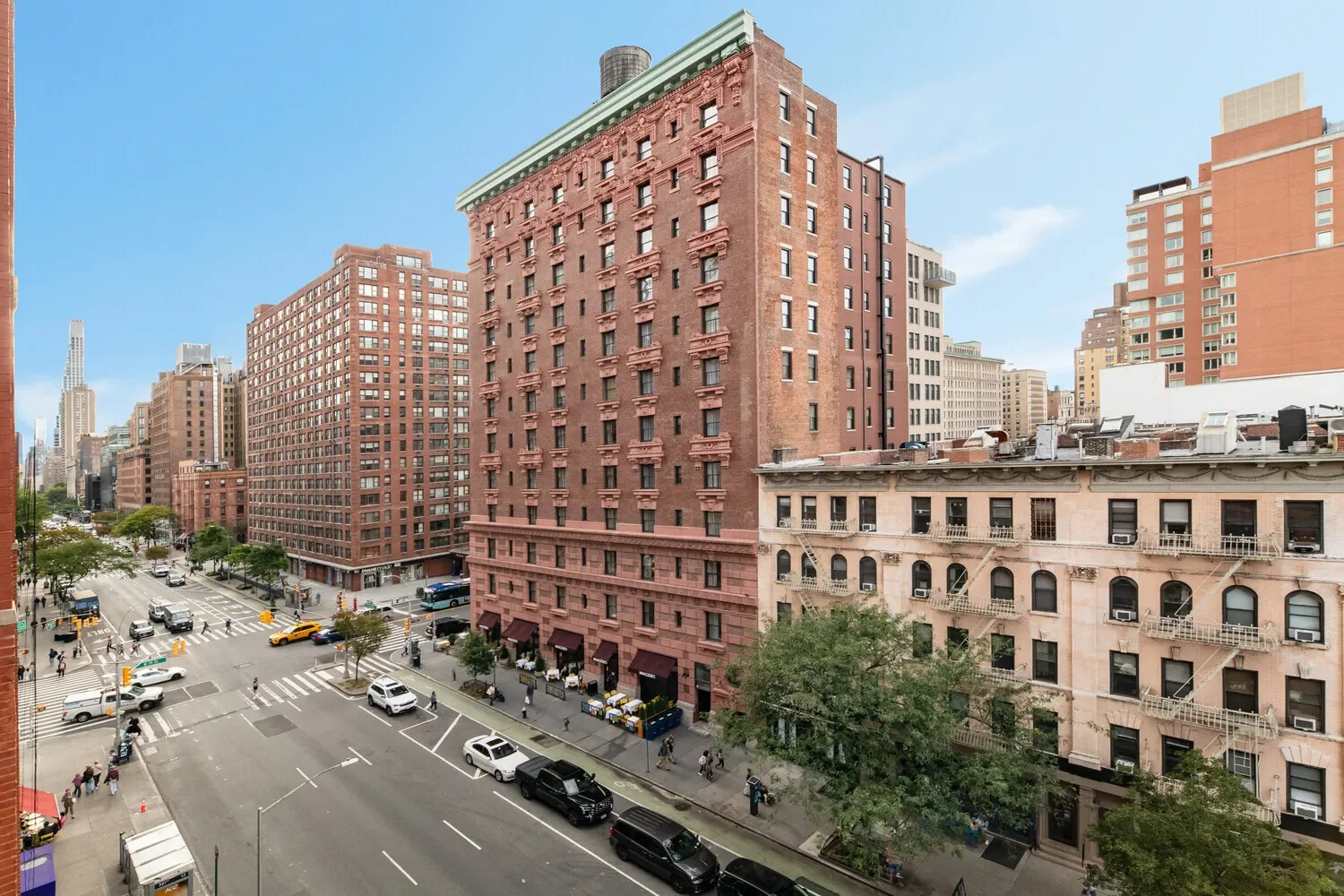 The Chesterfield, 186 W 80TH ST, New York, New York, United States. - Photo 7