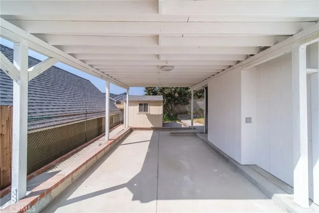 2035 Las Colinas Avenue, Los Angeles, California, United States. - Photo 21