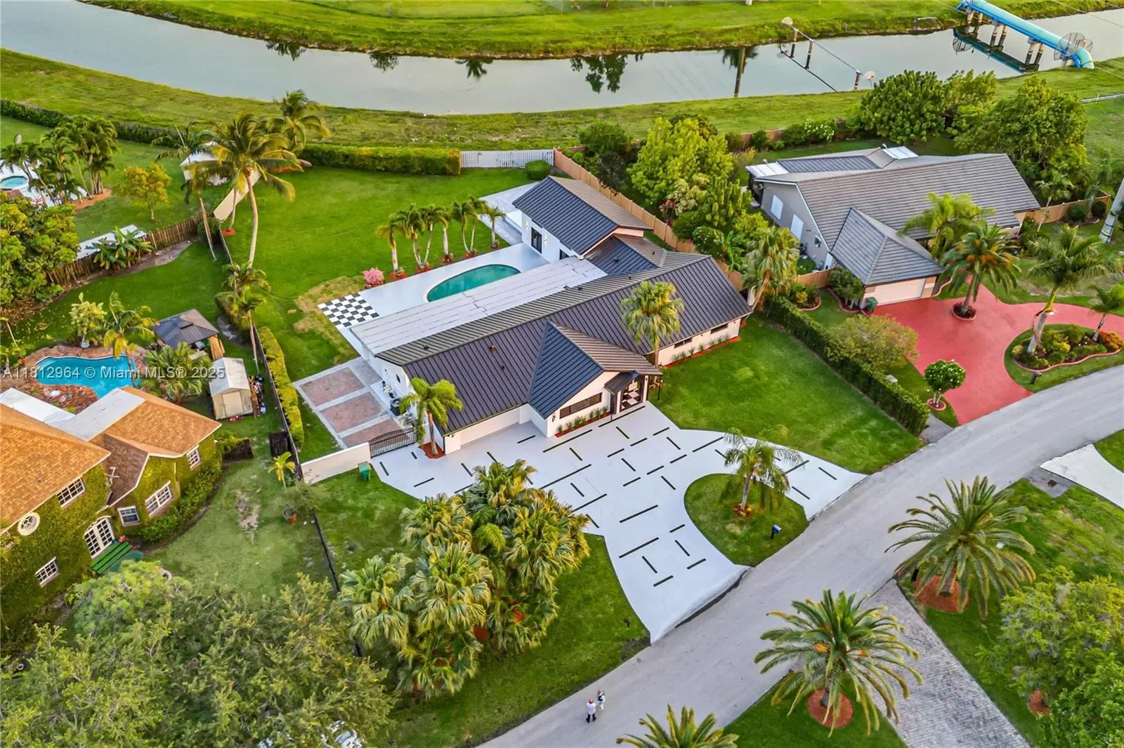 10600 SW 140th St, Miami, Florida, United States. - Photo 73