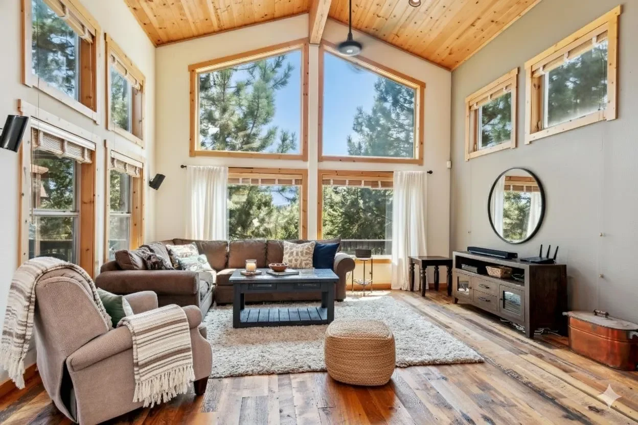 12391 Stockholm Way, Truckee, California, United States. - Photo 2